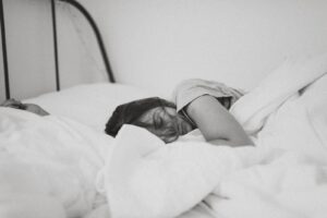 Sleep On Your Side To Ease Back Pain Naturally