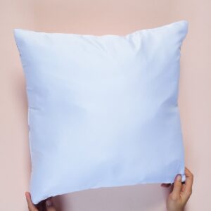 Use A Pillow On Long Trips To Eliminate Back Pain