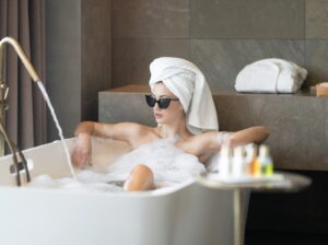 Avoid Excessive Hot Baths For Better Skin