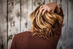 Women With Hair Loss Should Not Tug Their Hair