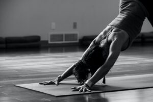 Use A Yoga Class To Help With Arthritis