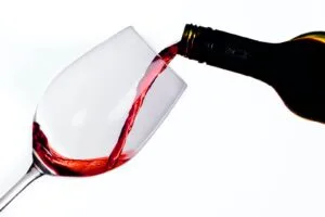 Avoid Drinking Wine Or Beer Before Going To Bed