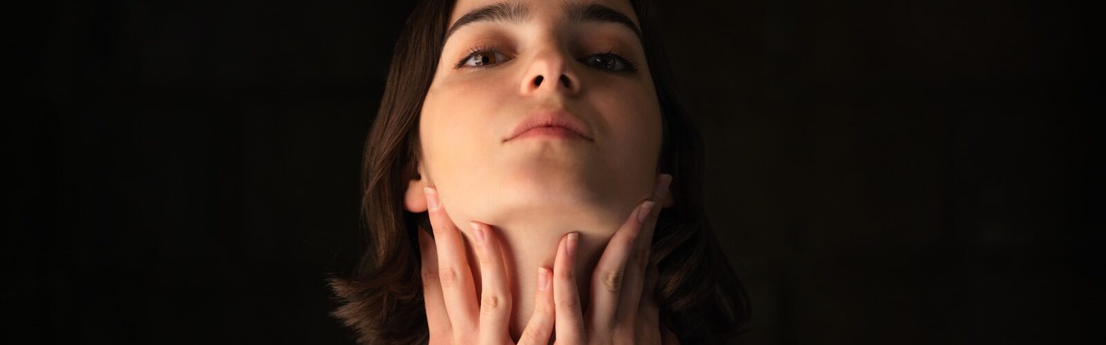 Strep Throat Symptoms - Causes and Risk Factors - Complications and Treatments